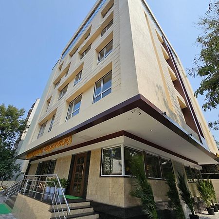 Hotel Golden Nest ธาเน ภายนอก รูปภาพ